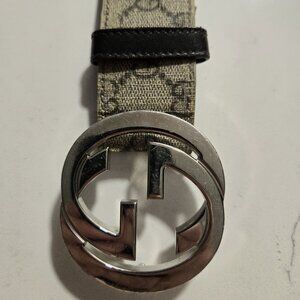 Used Gucci belt
